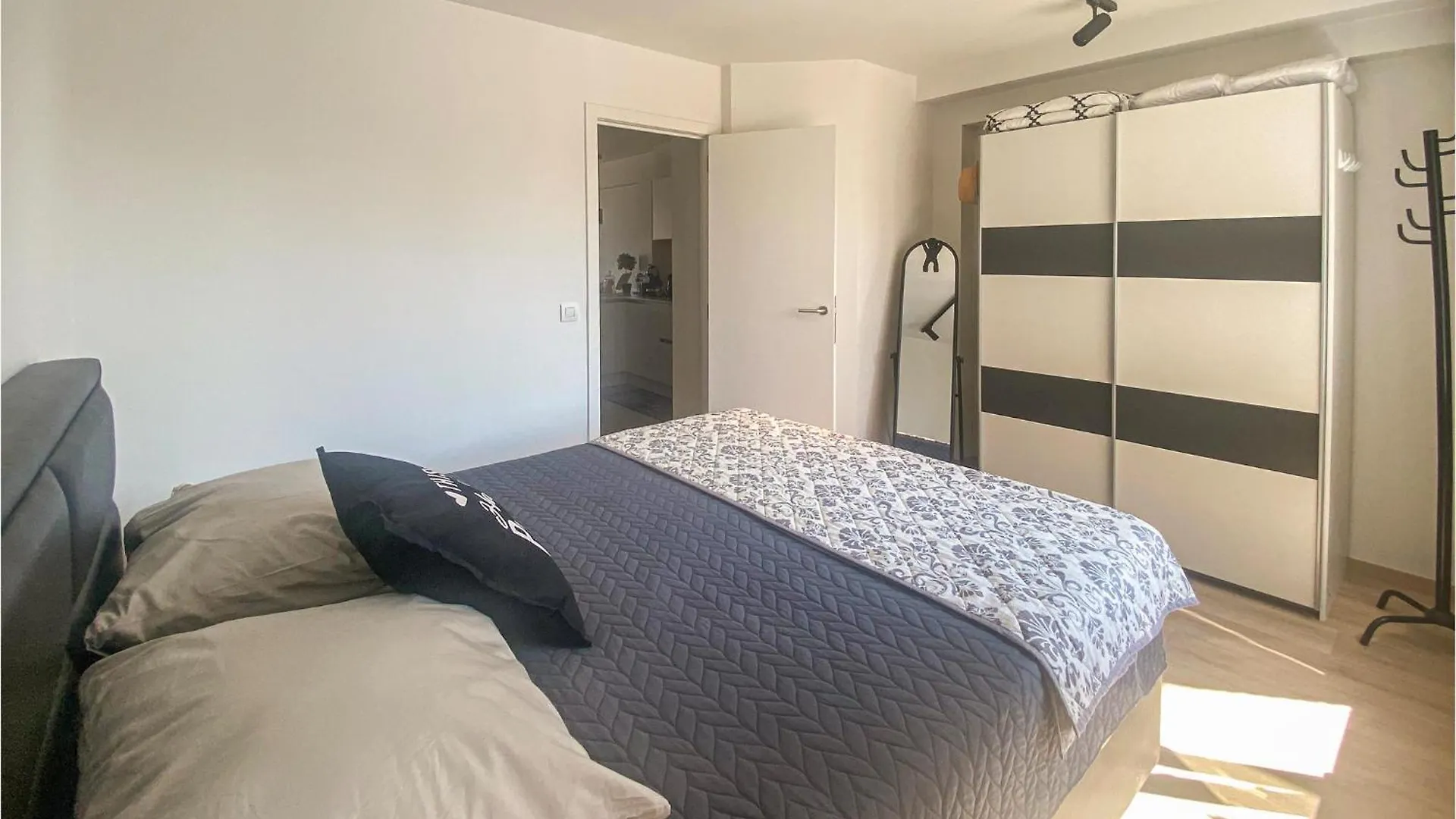 1 Bedroom Lovely Apartment In Oostende 0*, Ostend Belgium